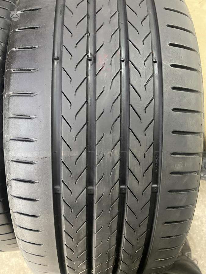 Continental, летние 255/45 R20