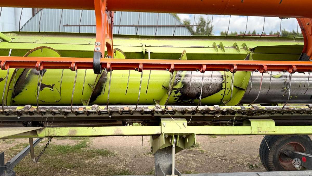 Claas Lexion 670, kombainai
