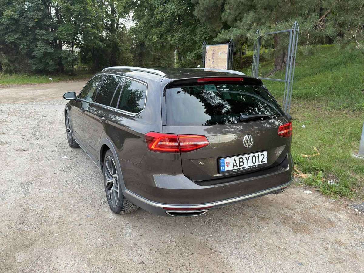Volkswagen Passat Alltrack - 5