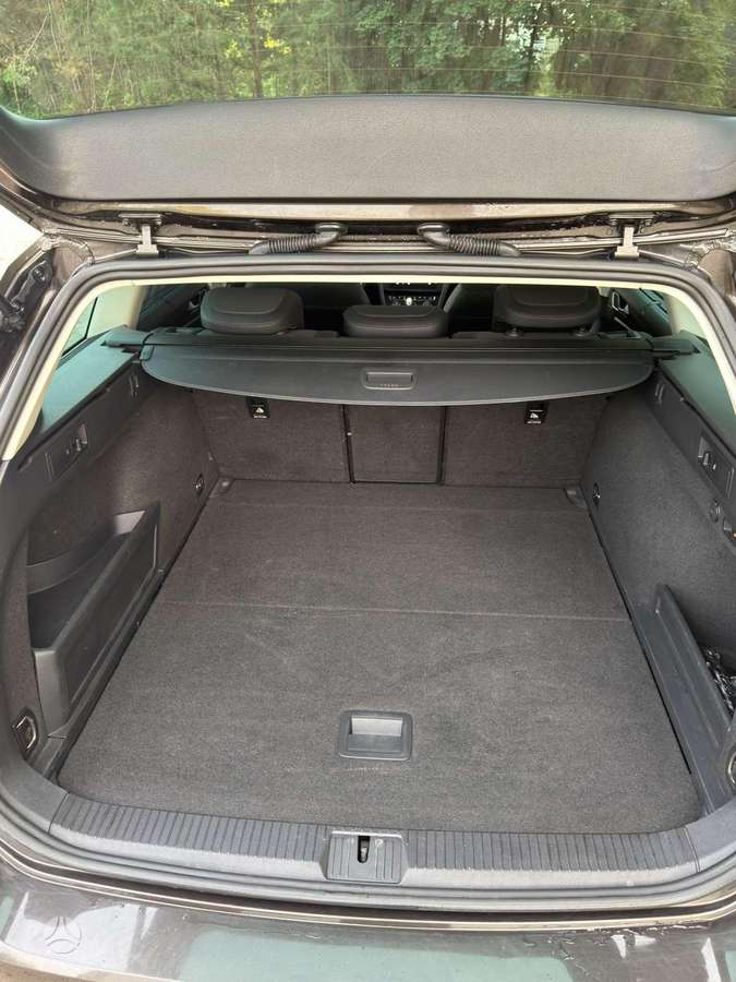 Volkswagen Passat Alltrack - 11