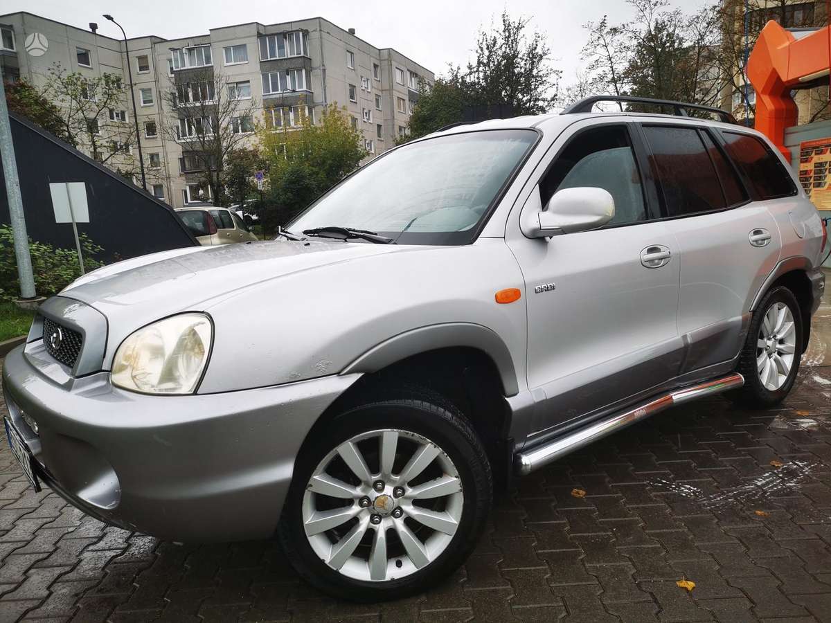 Hyundai Santa Fe - 5