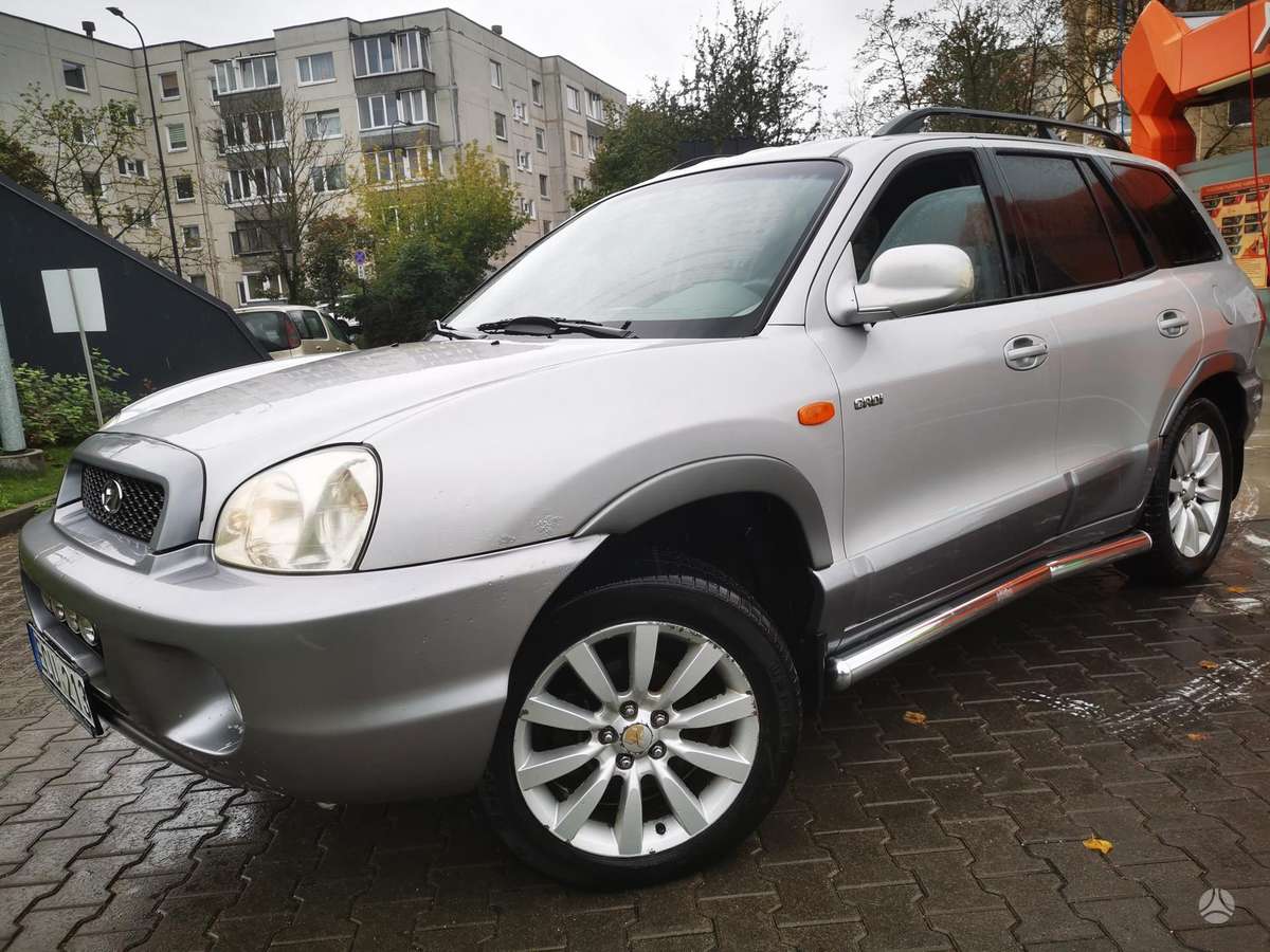 Hyundai Santa Fe - 10