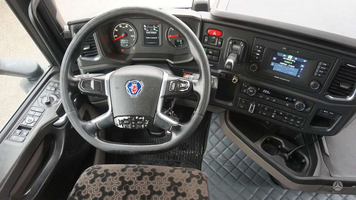Scania S450 RETARDER, dropside with curtains