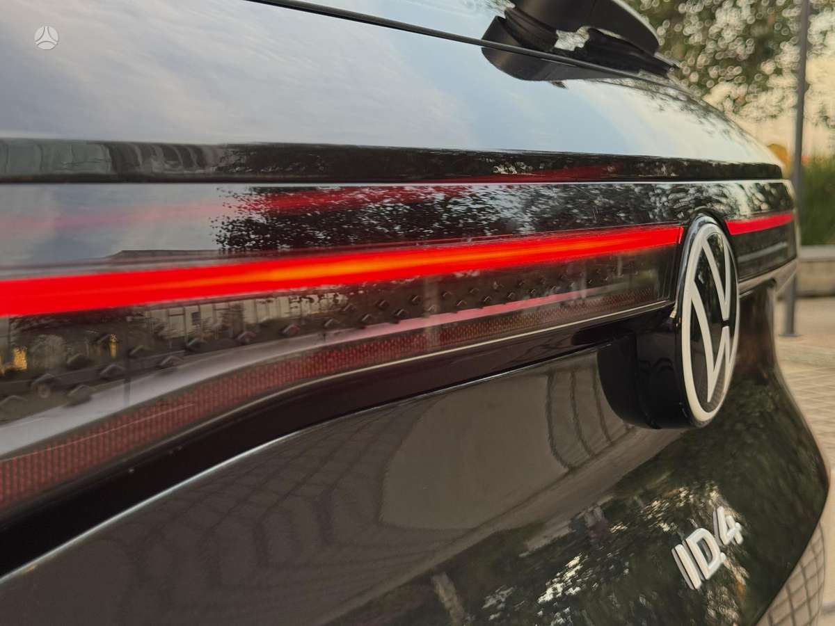 Volkswagen ID.4 - 5
