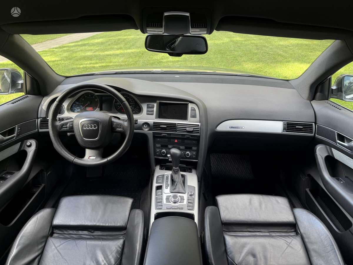 Audi A6 - 12