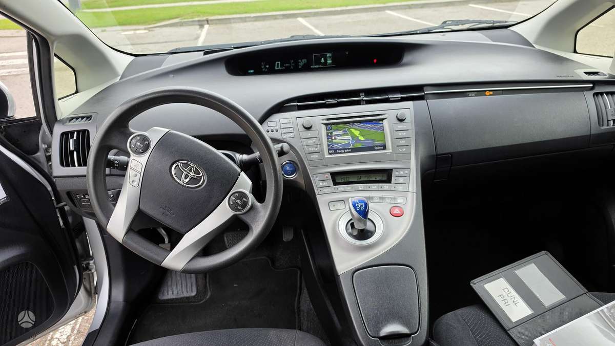 Toyota Prius - 7