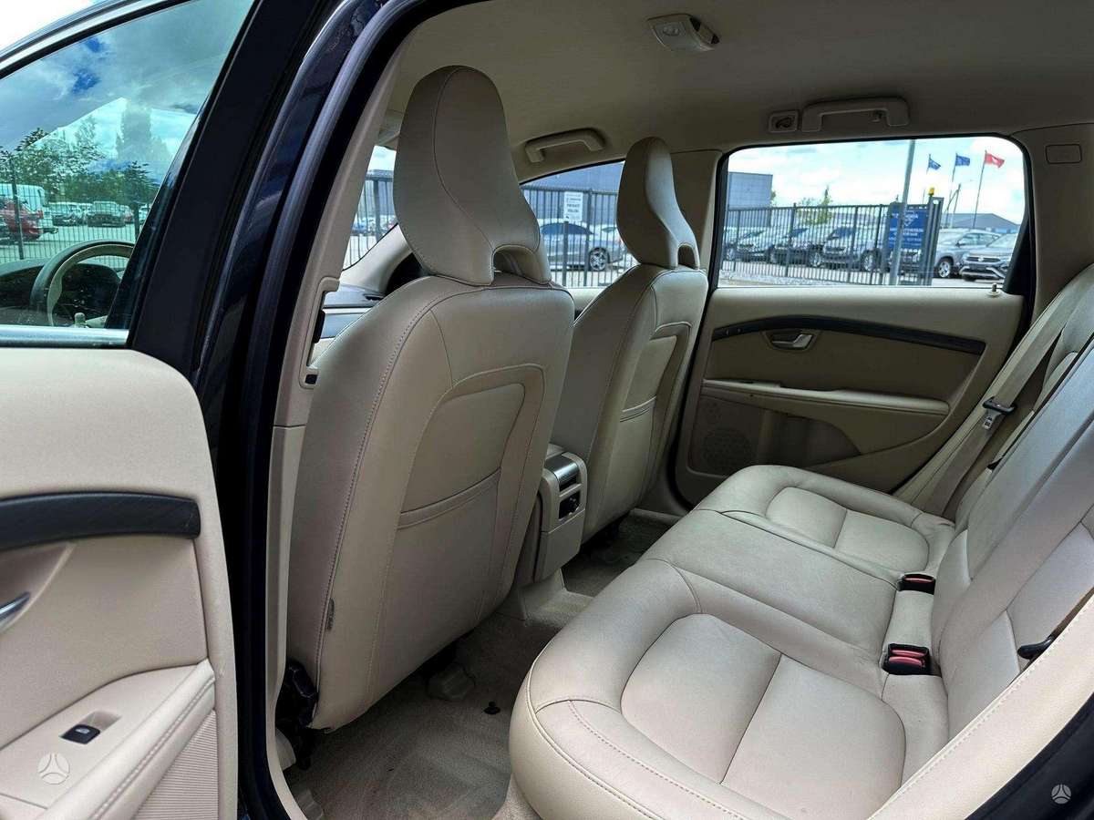 Volvo V70, 2.0 l., wagon