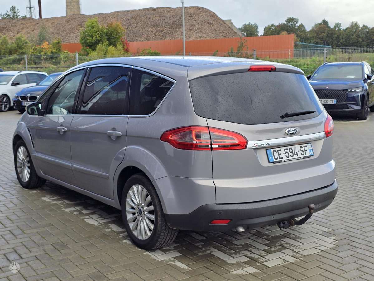 Ford S-MAX - 4