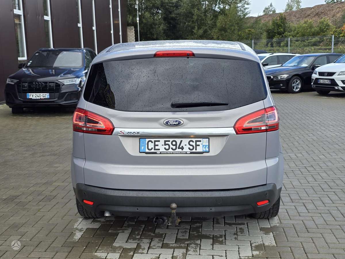 Ford S-MAX - 7
