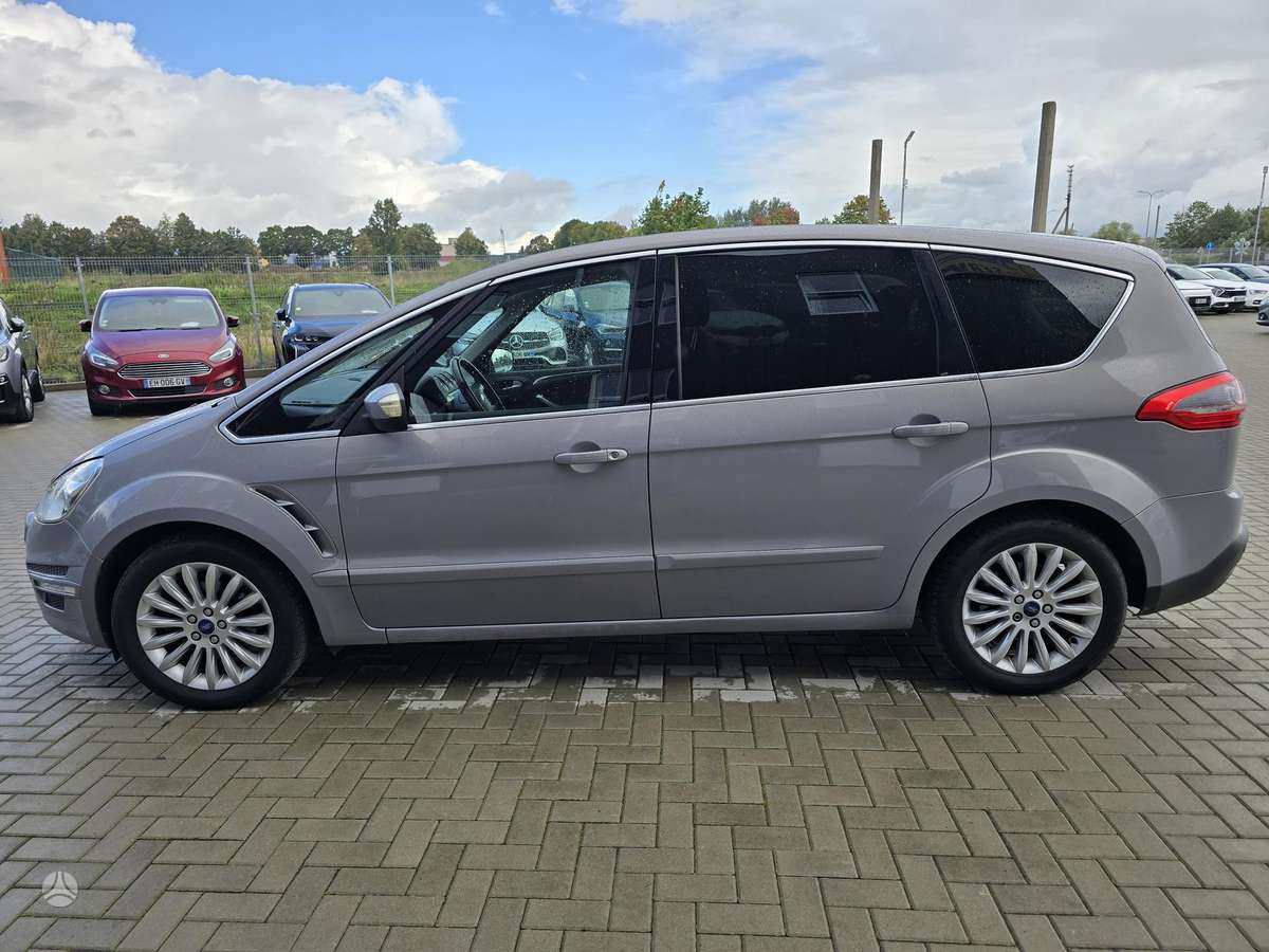 Ford S-MAX - 8