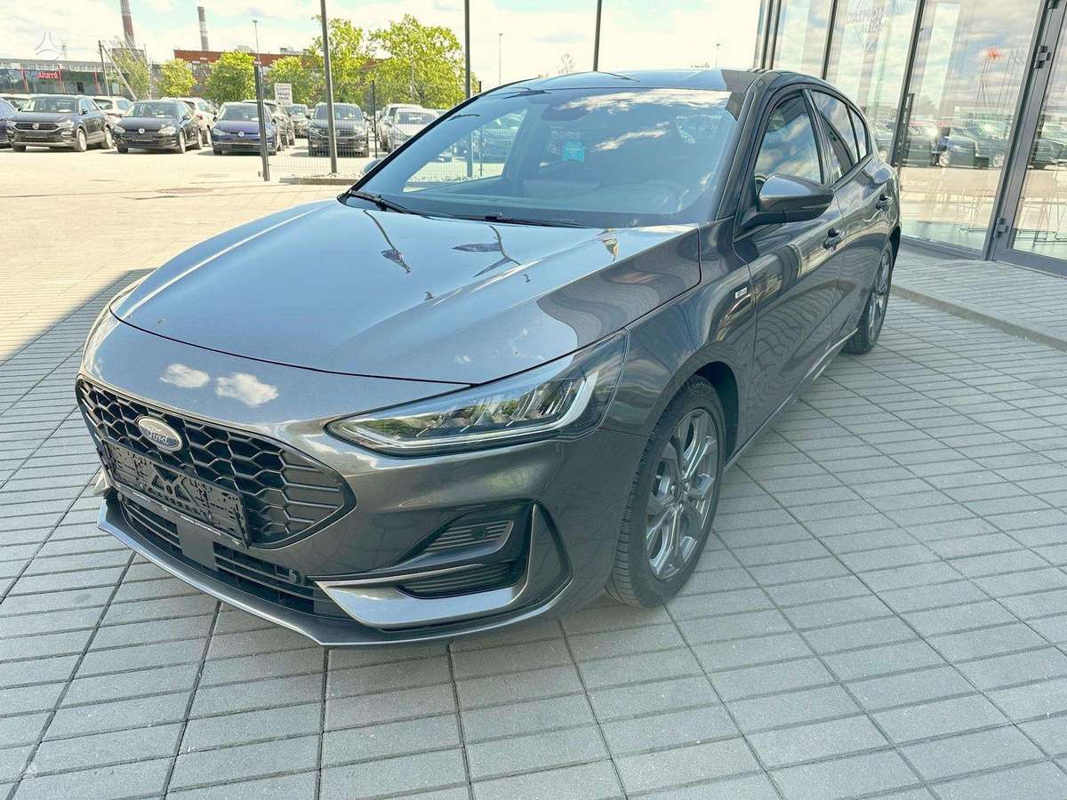 Ford Focus - 1