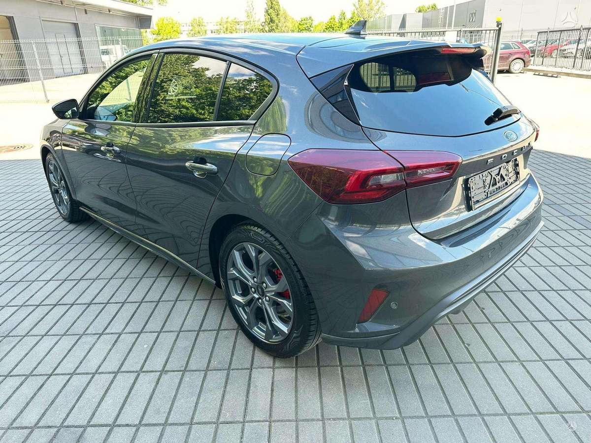 Ford Focus - 4