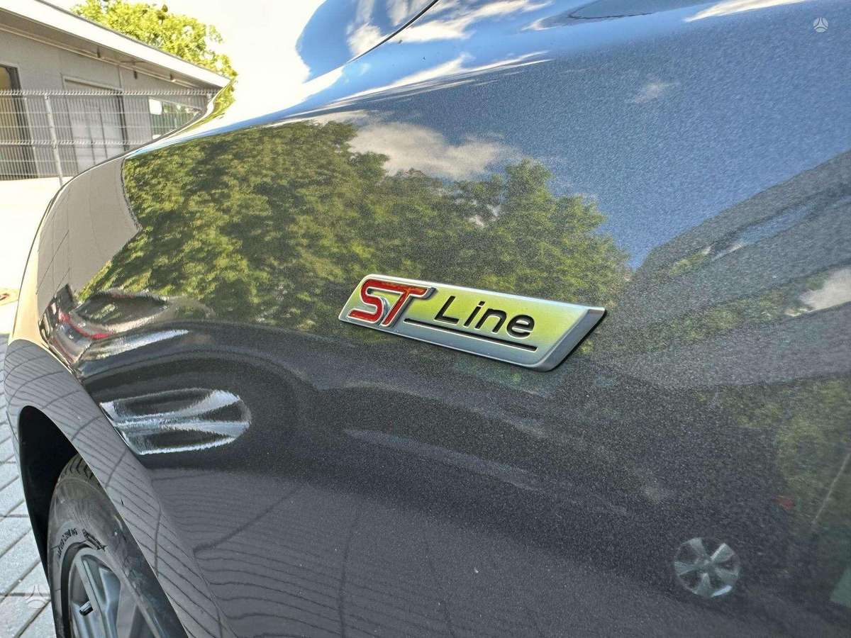 Ford Focus, 1.0 l., Хэтчбек