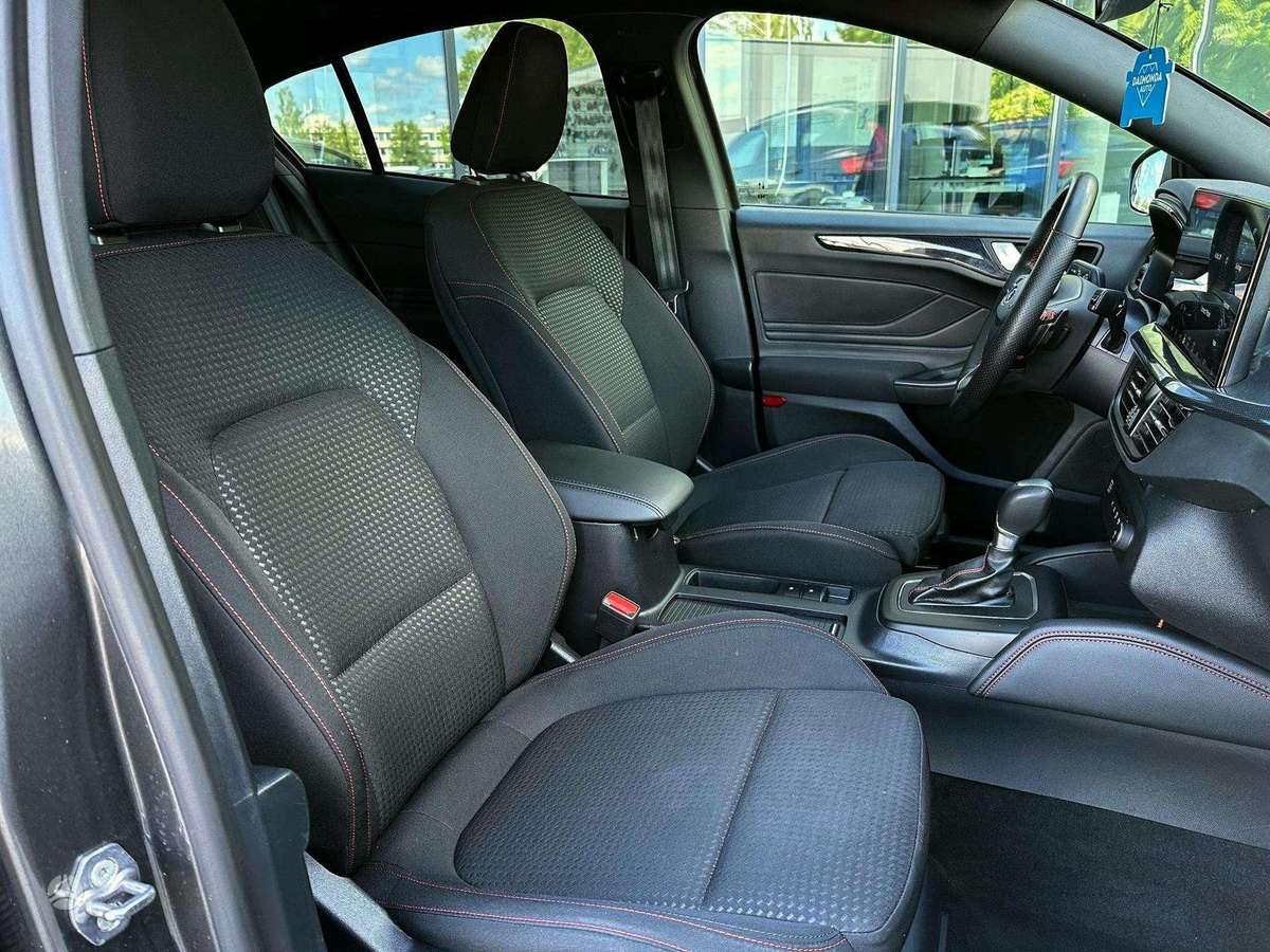 Ford Focus - 7