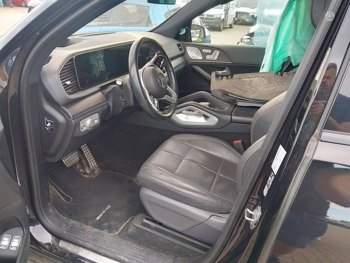 Mercedes-Benz GLS400 - 9