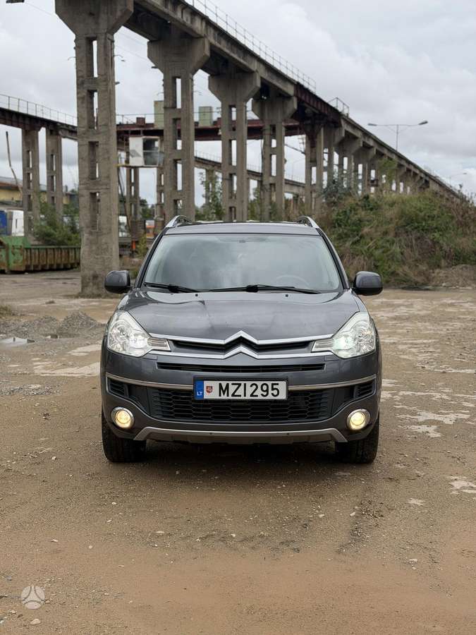 Citroën C-Crosser - 2