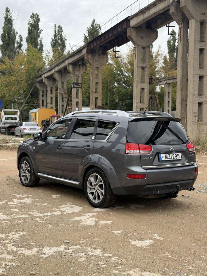 Citroën C-Crosser - 7