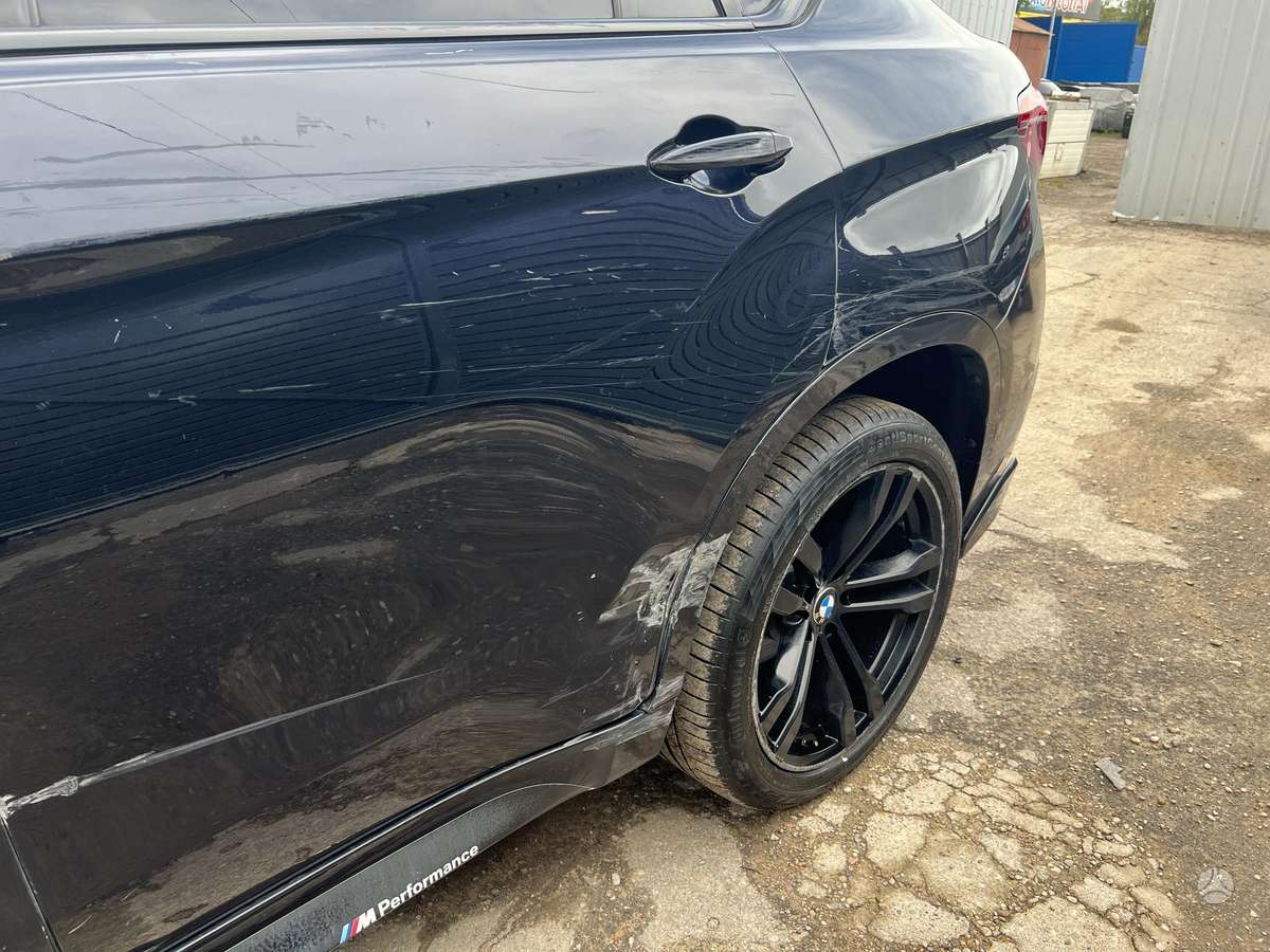 BMW X6 - 8