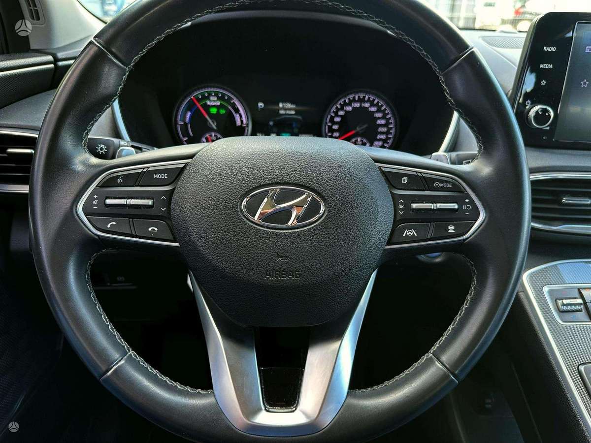Hyundai Santa Fe - 9