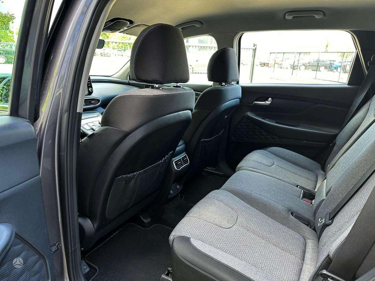 Hyundai Santa Fe - 12