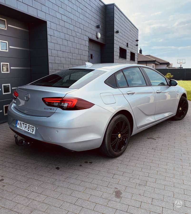 Opel Insignia - 4