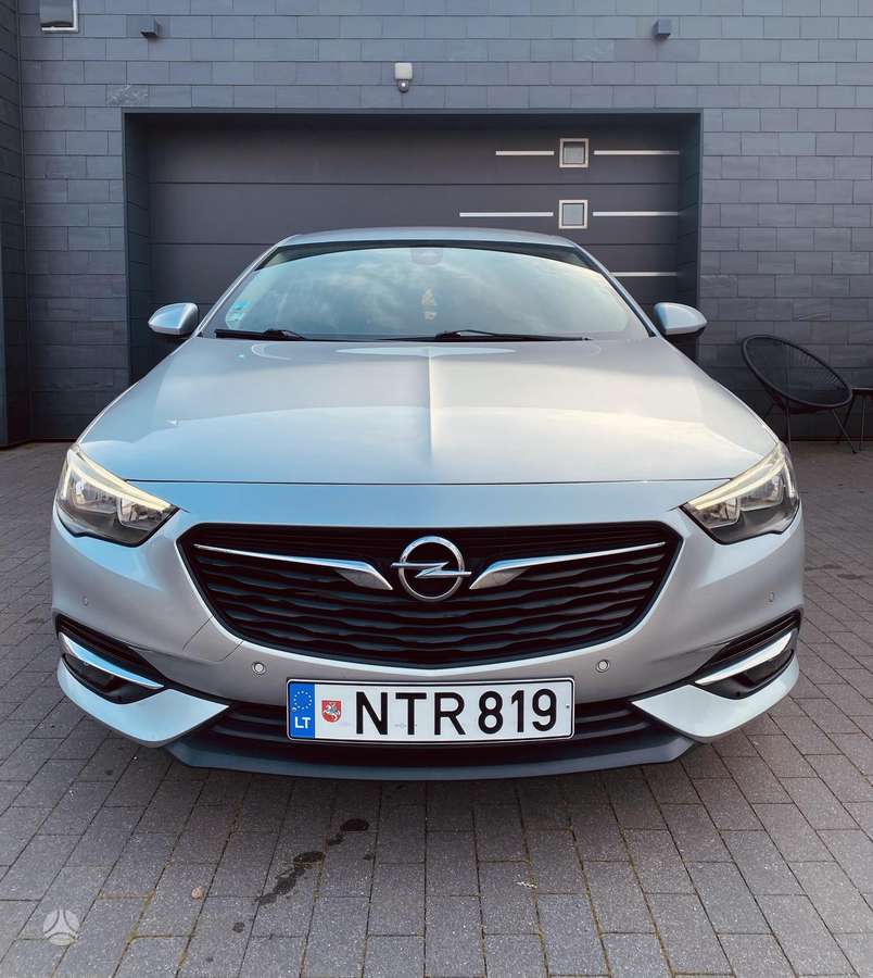 Opel Insignia - 11