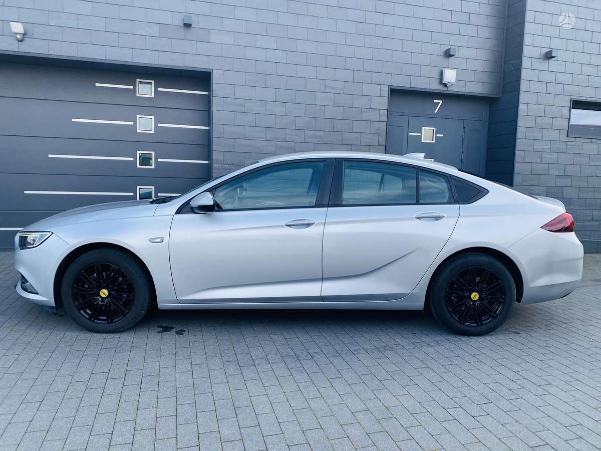 Opel Insignia - 12