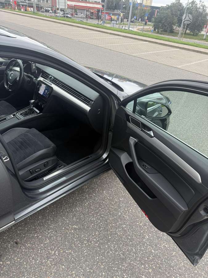 Volkswagen Passat - 9
