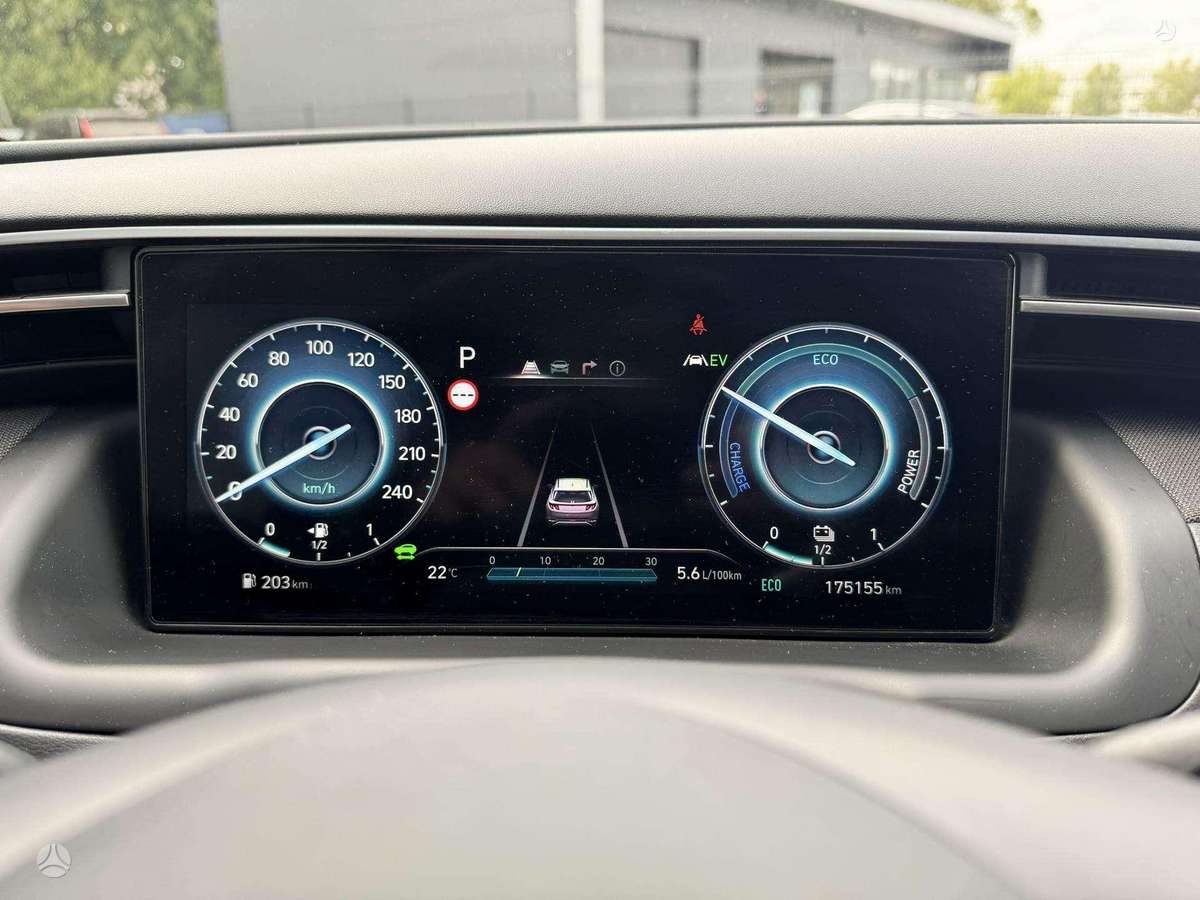 Hyundai Tucson - 12