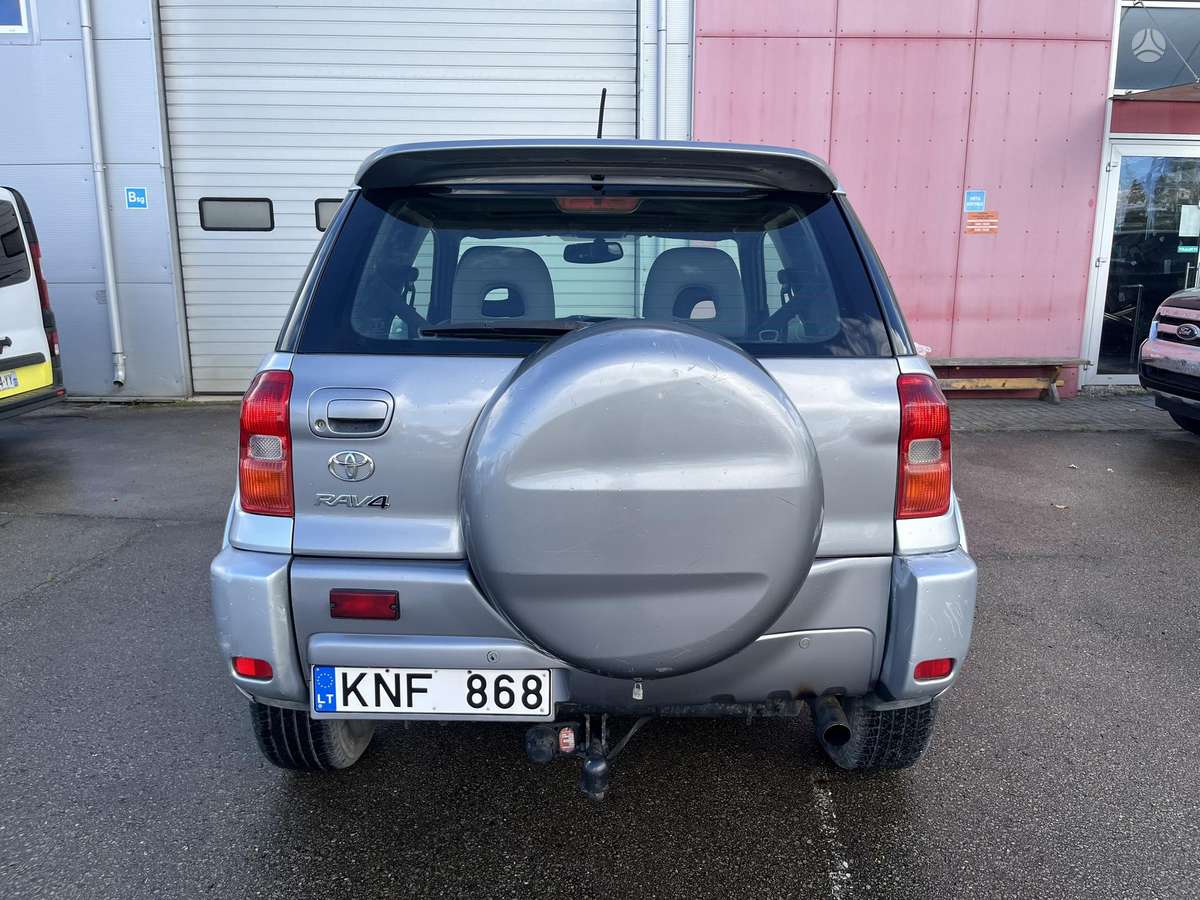Toyota RAV4 - 5
