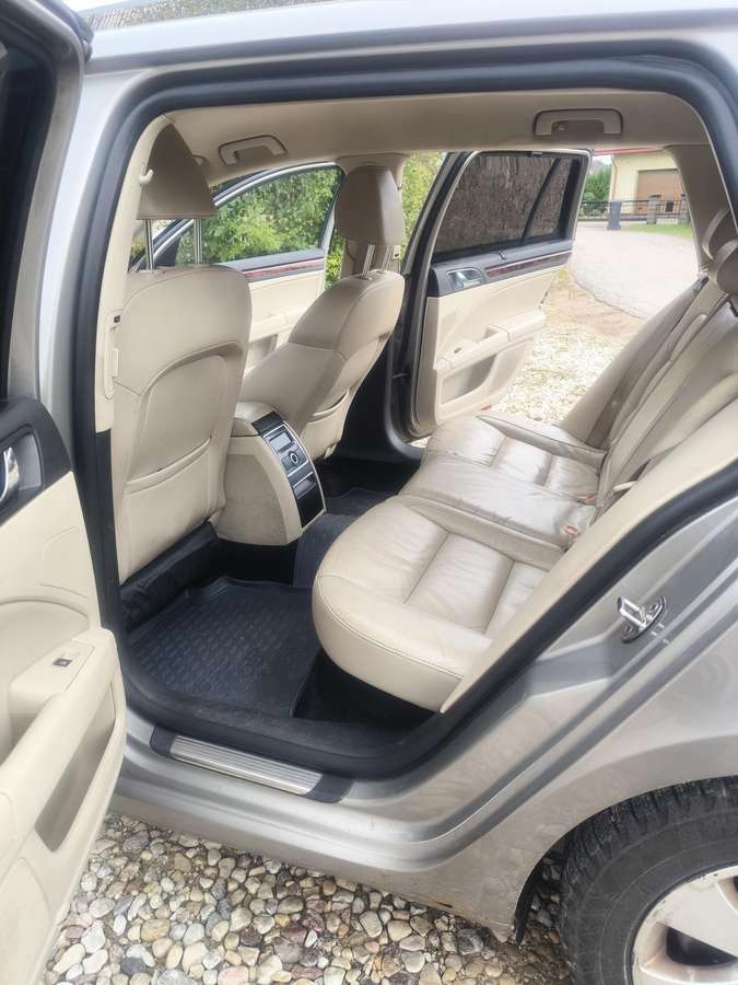 Skoda Superb, 2.0 l., wagon