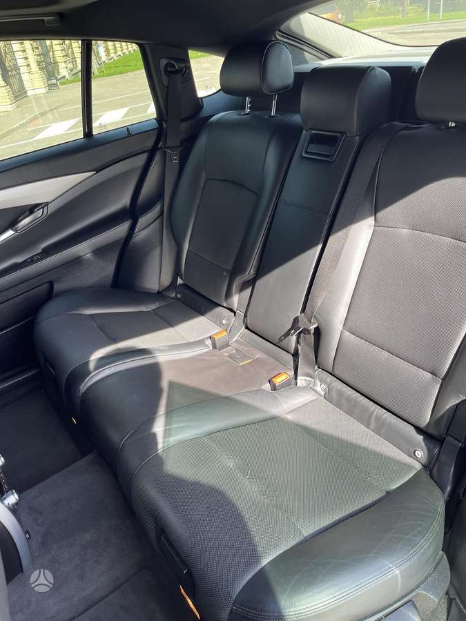 BMW 535 Gran Turismo - 7