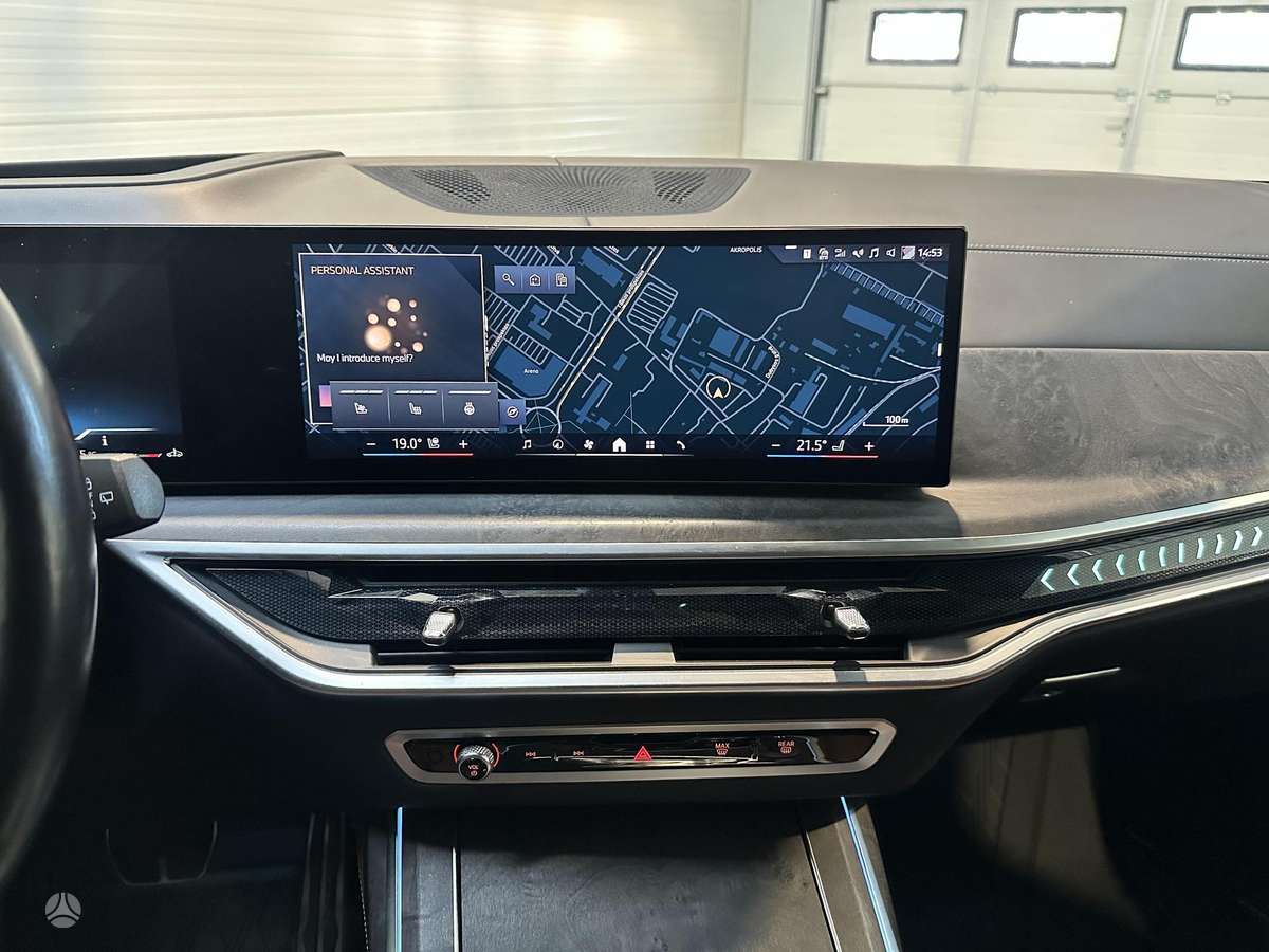 BMW X7 - 11