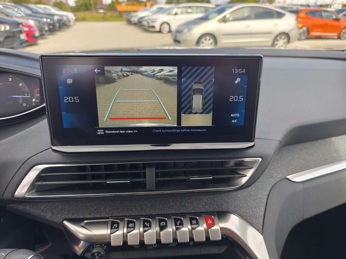 Peugeot 3008 - 11
