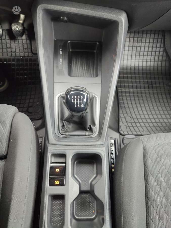 Volkswagen Caddy - 11