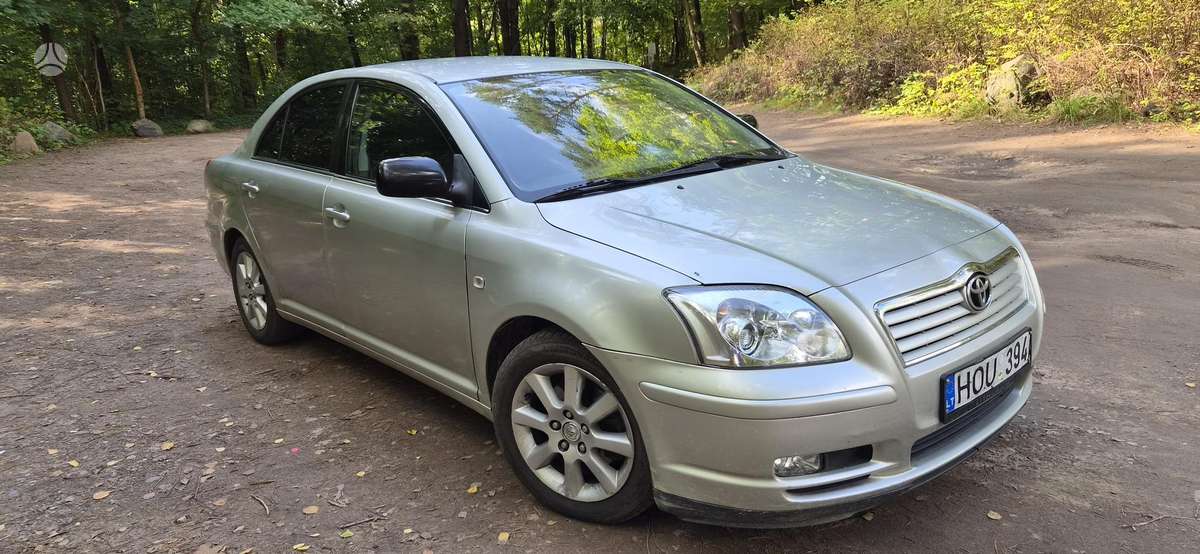 Toyota Avensis - 5