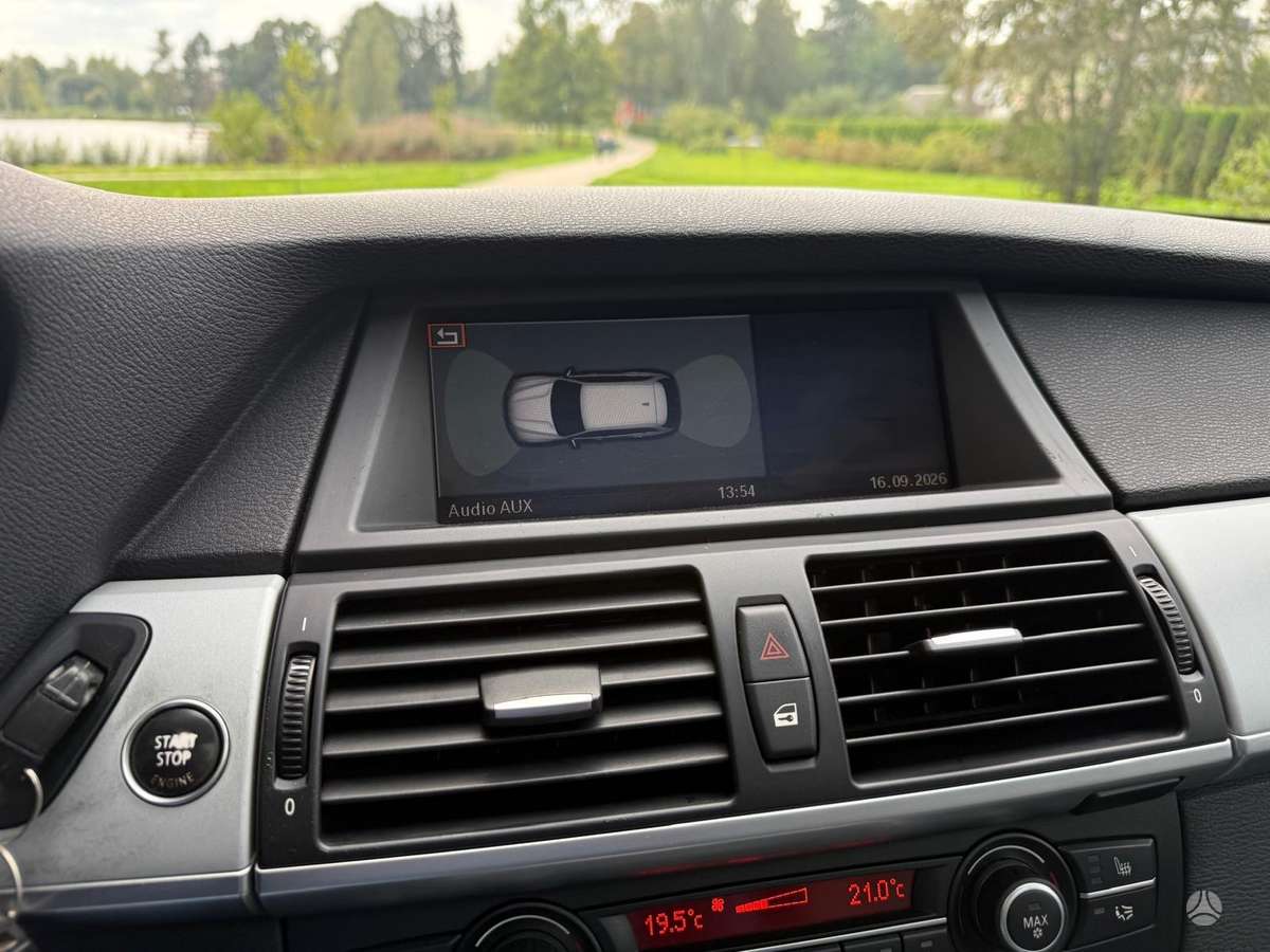 BMW X5 - 11