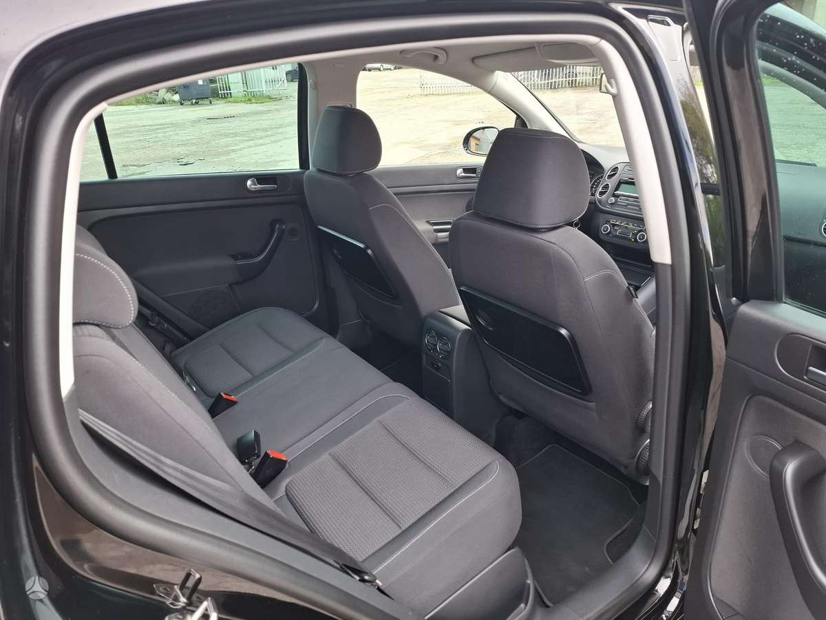 Volkswagen Golf Plus - 12