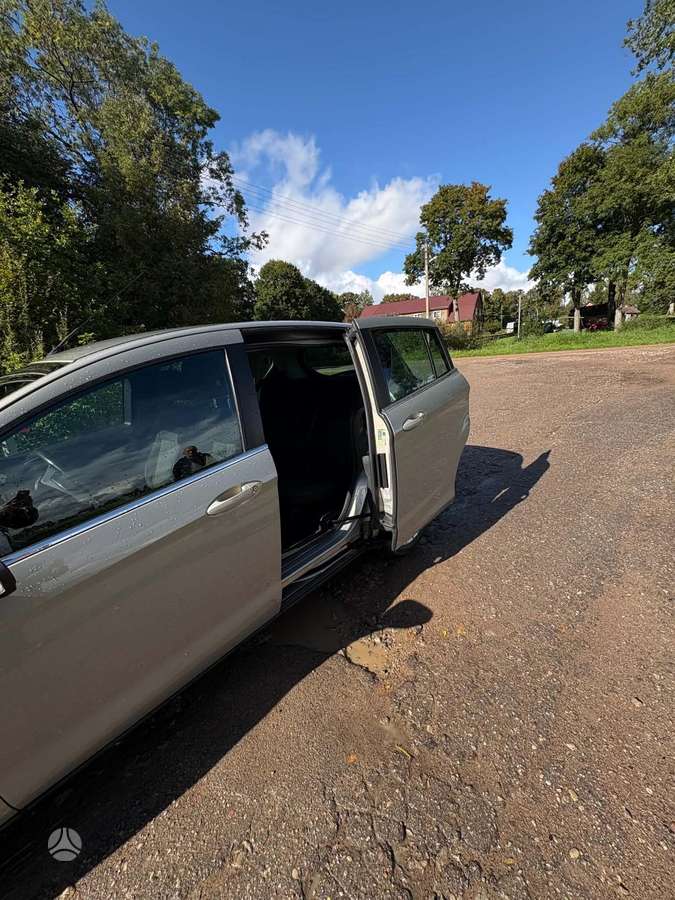 Ford B-MAX - 9
