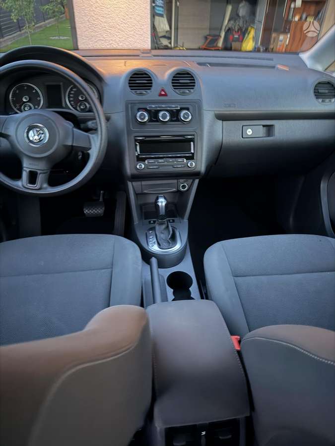 Volkswagen Caddy Maxi - 6