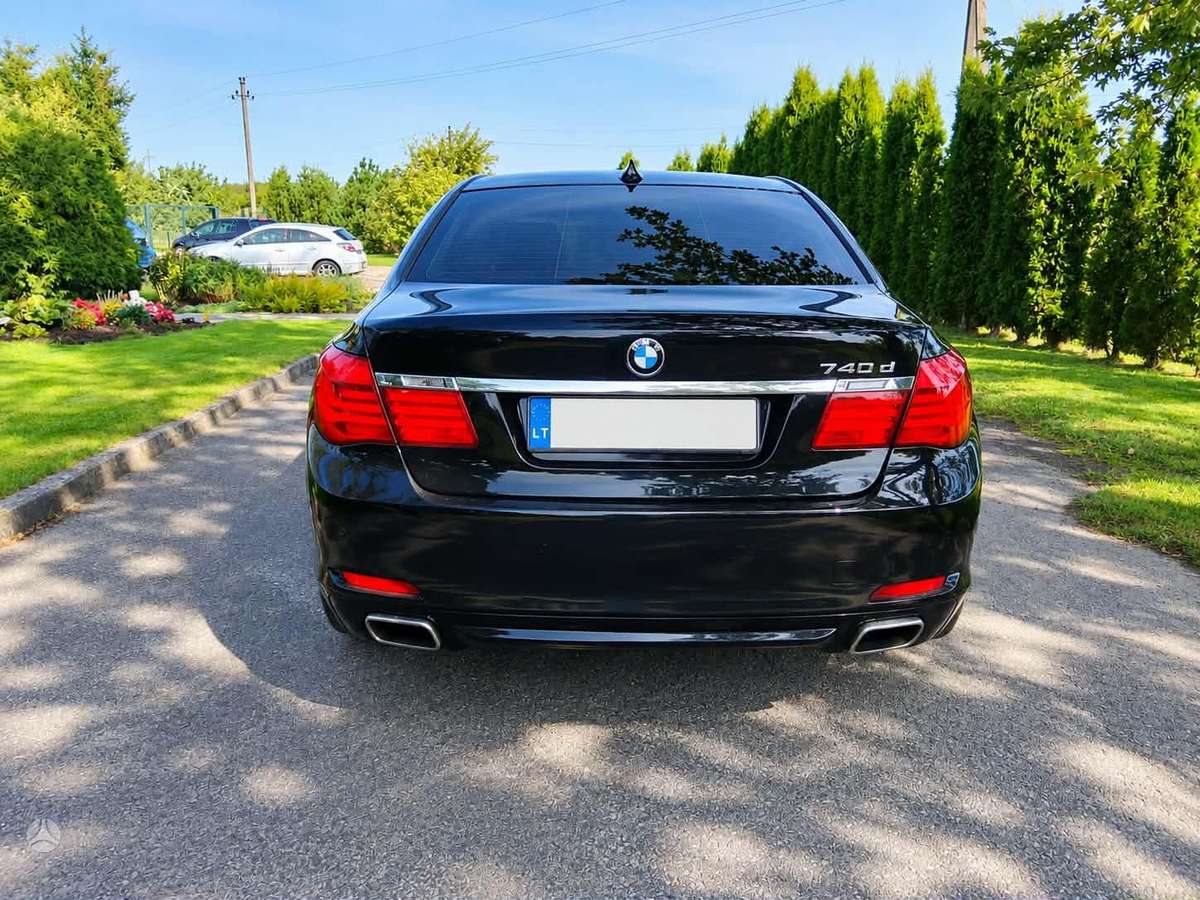 BMW 740 - 6