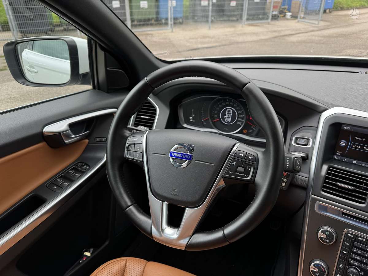 Volvo XC60 - 12