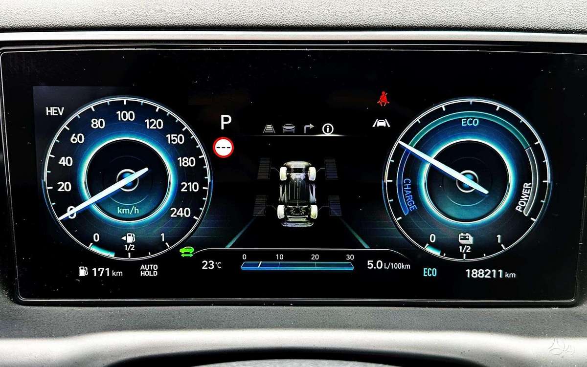 Hyundai Tucson - 8