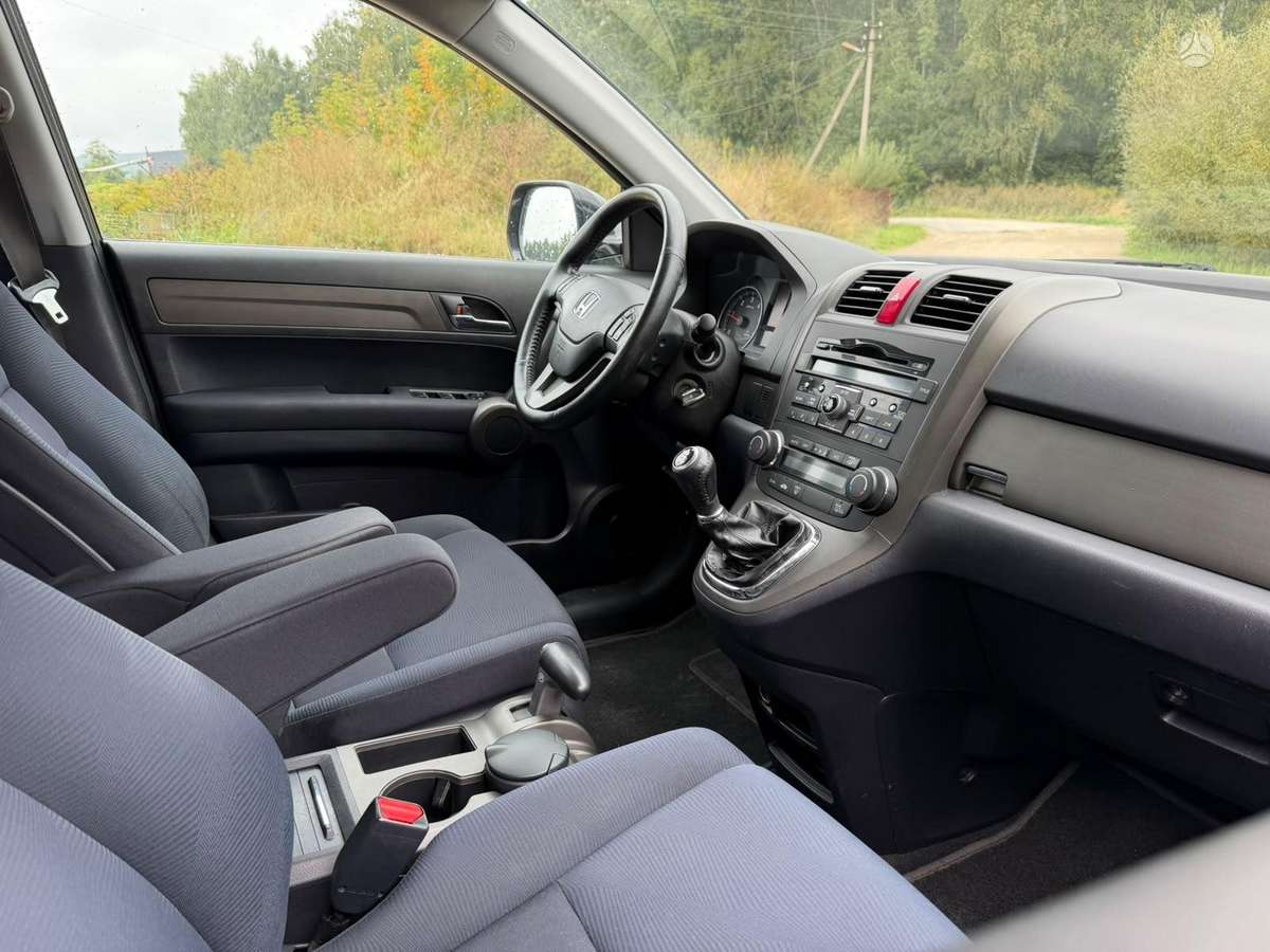 Honda CR-V - 10
