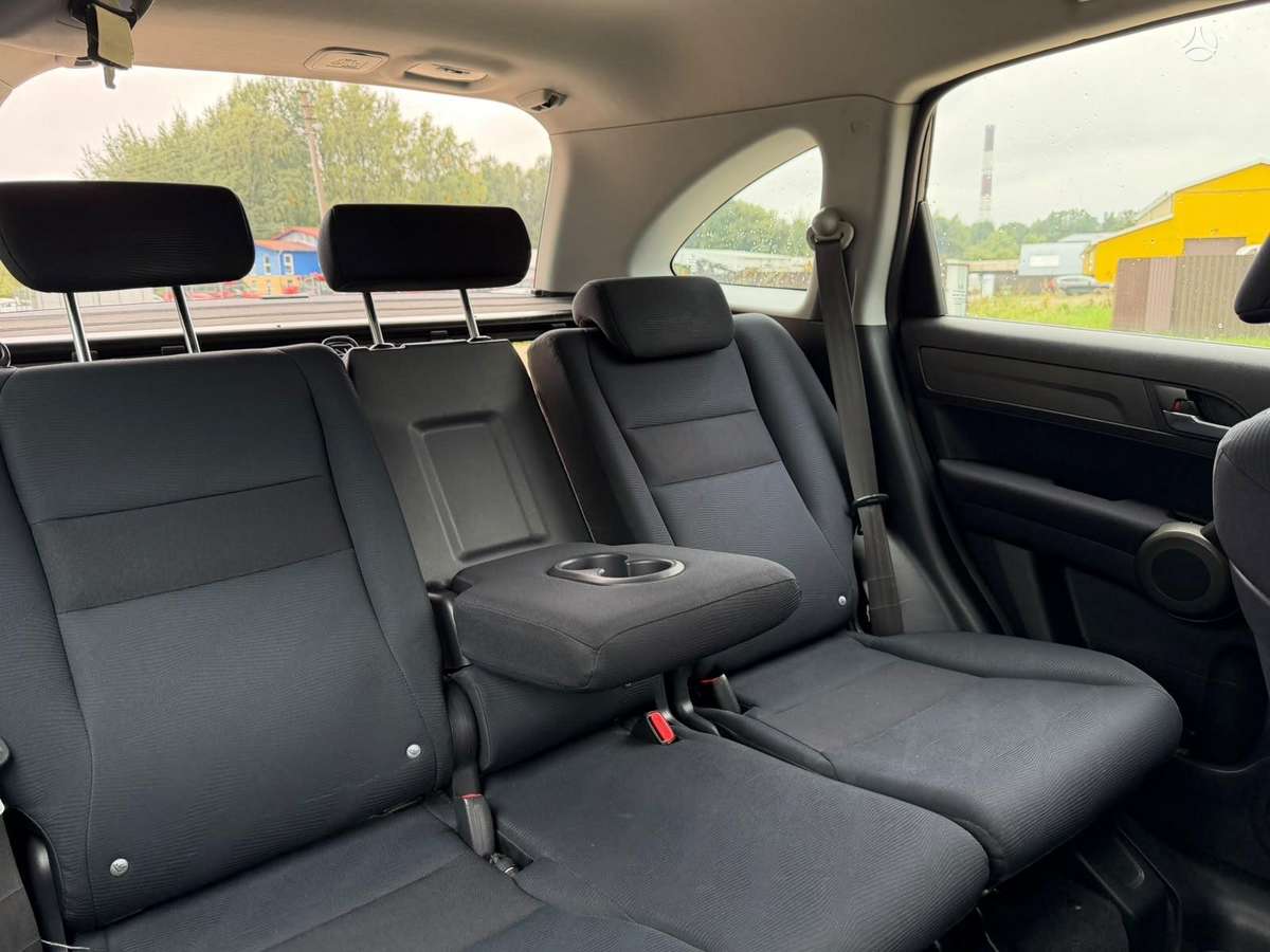 Honda CR-V - 11