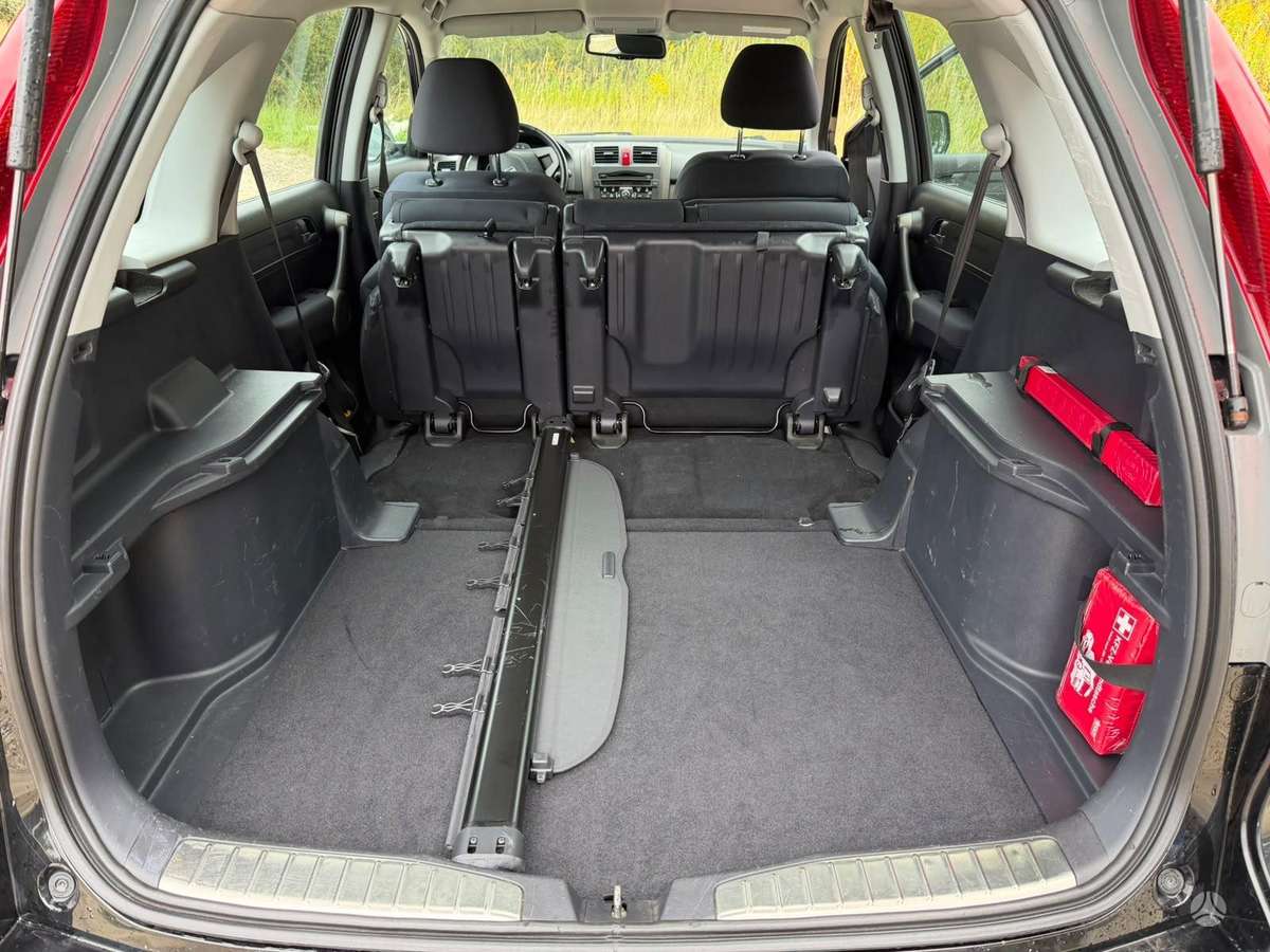 Honda CR-V - 12