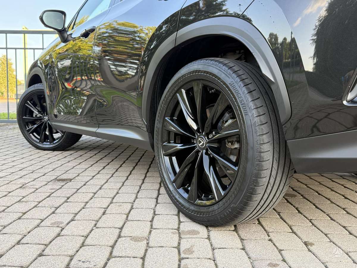 Lexus NX 350h - 8