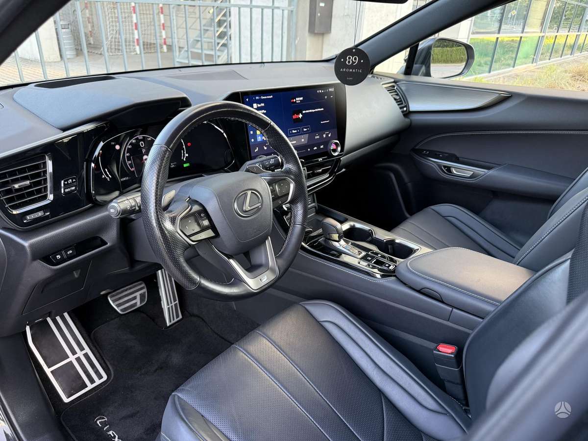 Lexus NX 350h - 9