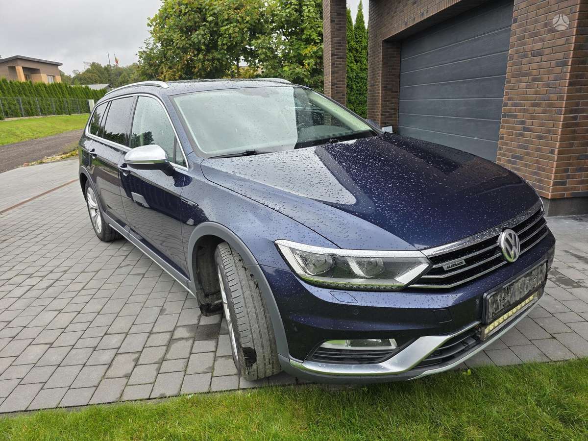 Volkswagen Passat Alltrack, Универсал