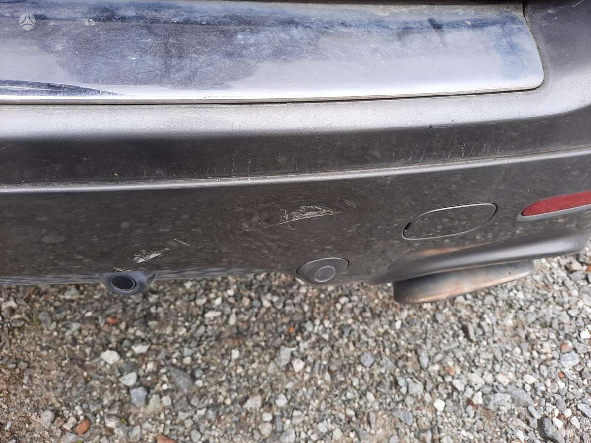 Volkswagen Touareg - 9